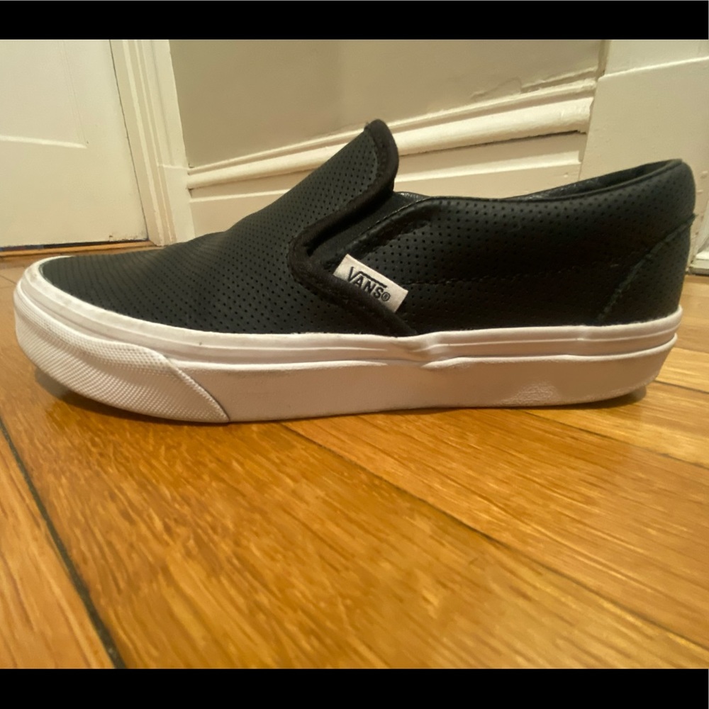 Vans slip on